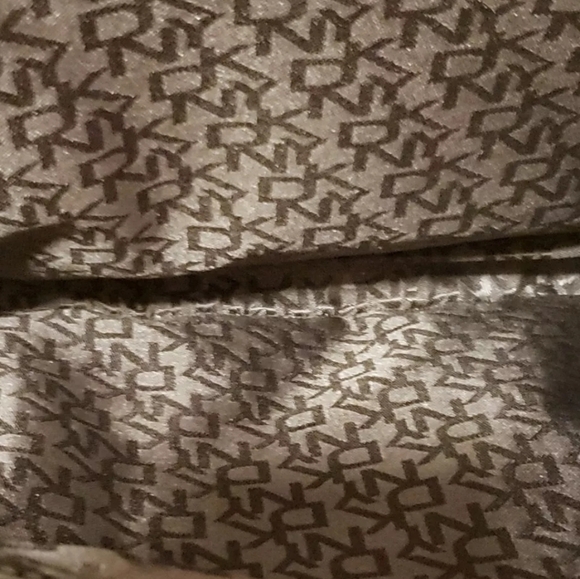 DKNY Black Patent Vinyl Logo Tote Purse - Picture 5 of 7